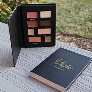 MISCHO BEAUTY Eyeshadow Palette NEW